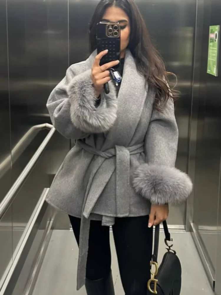 Elegant Lace Up Woolen Short Coat Solid Loose Lapel Furry Belt Long Sleeve Female Jacket 2025 Autumn Winter Lady Chic CardiganT251224
