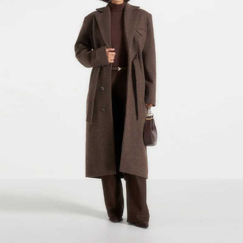 Vintage Long Woolen Blend Overcoats for Women Lapel Full Sleeve Maxi Coat with Waistbelt Shoulder Pad Jacket New Winter OutwearsT251224