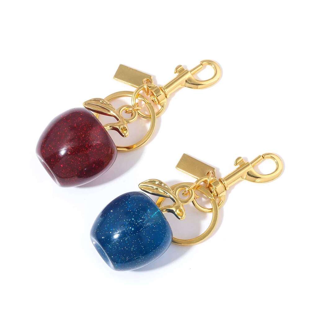 Fashion Delicious Red Keychain Summer Fruits Apple Pendant Keyring For Women Men Jewelry Backpack Key Accessories Gift X251224