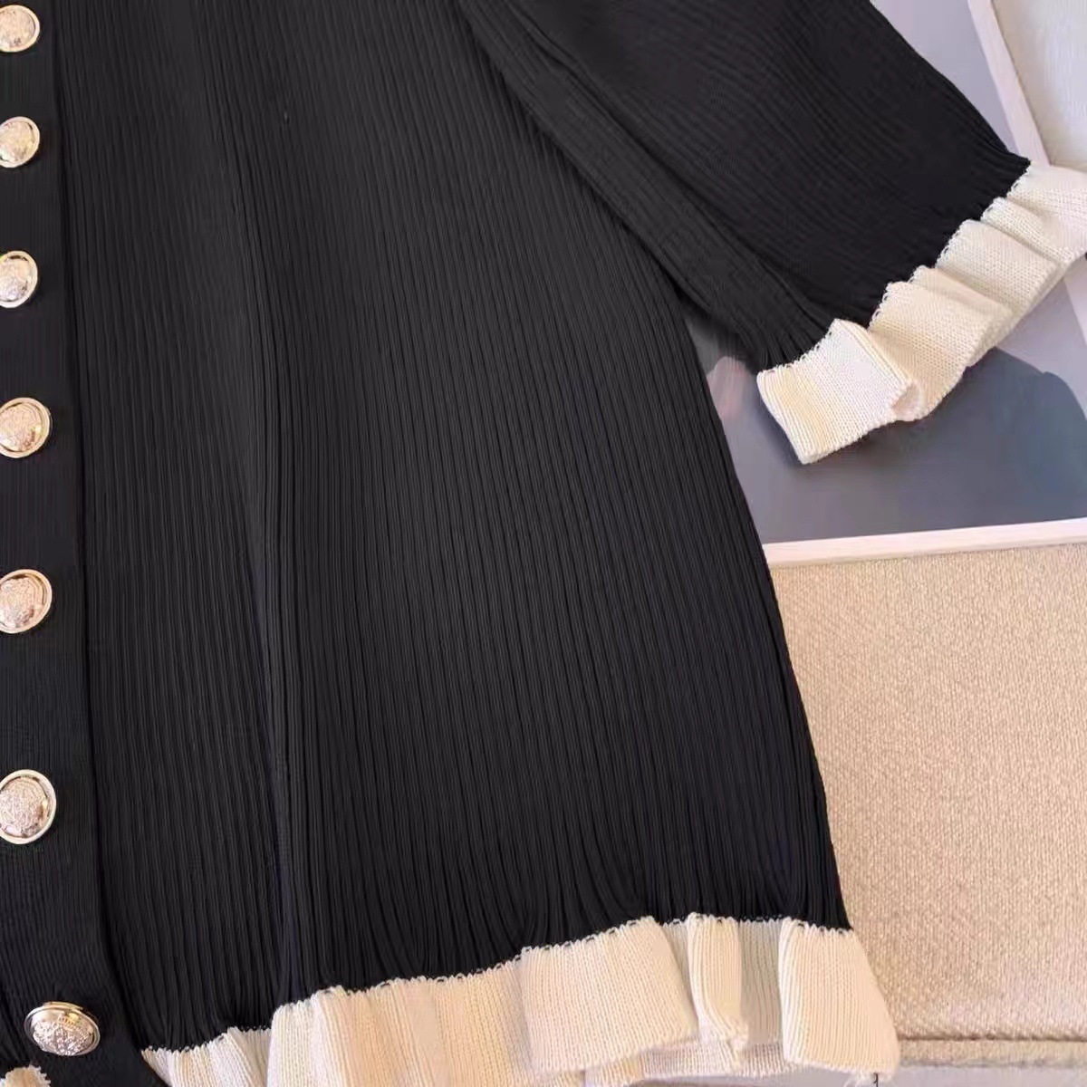 Casual Dresses luxury 2026 Spring Pink French style Old-fashioned clothing Long-sleeved knitted dress Women's V-neck Dress Short one-piece outfit