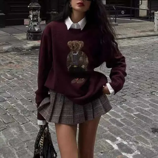 Autumn&Winter New Women's Clothing Teddy Bear Embroidery Round Neck Slim Fit Cartoon College Style Knitted Sweater Top