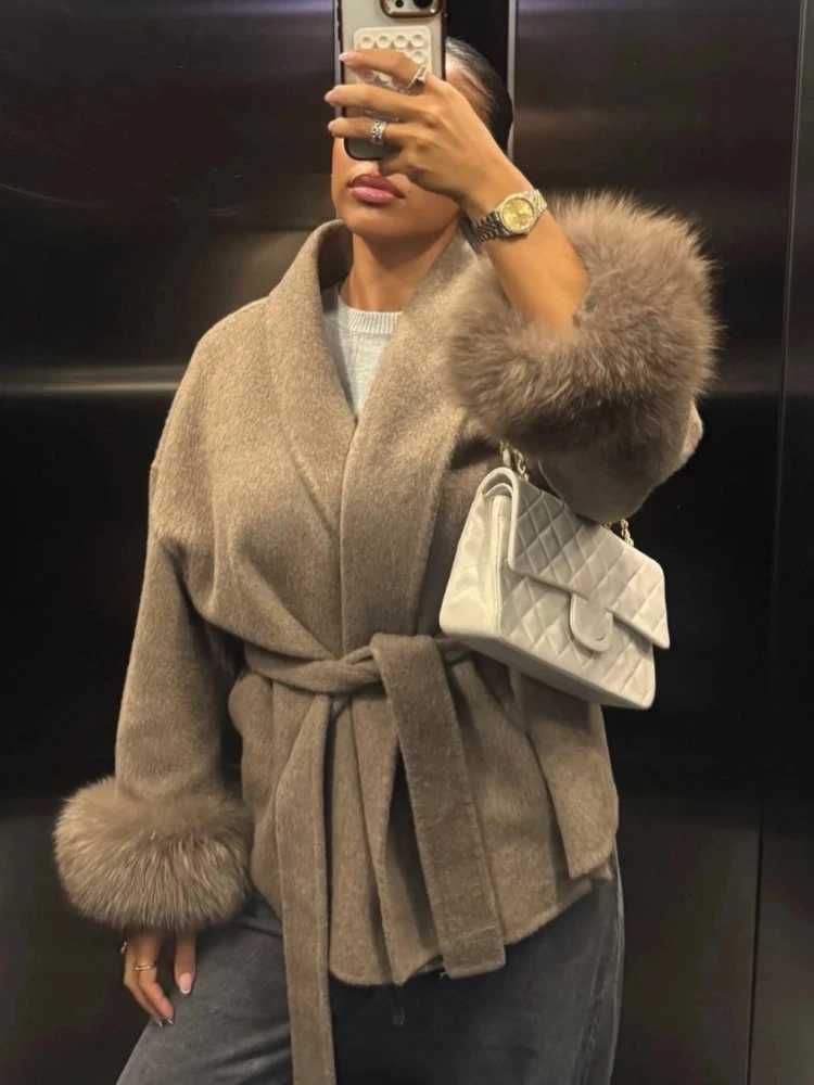 Fur Patchwork Woolen Short Coat Fashion Solid Lace Up Lapel Furry Belt Long Sleeve Loose Jacket 2025 New Autumn Winter CardiganT251224