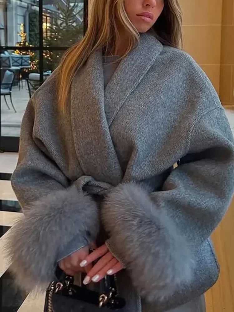Women Grey Fur Splicing Woolen Coat Casual Belt Full Sleeve Lapel Loose Cardigan Outwear 2025 Lady Winter New Highstreet JacketT251224