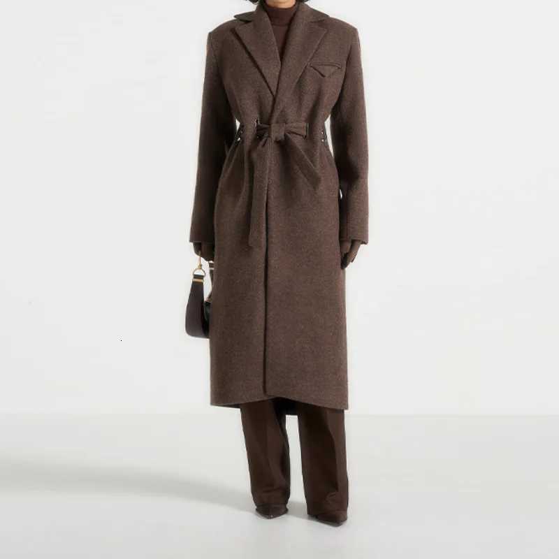 Vintage Long Woolen Blend Overcoats for Women Lapel Full Sleeve Maxi Coat with Waistbelt Shoulder Pad Jacket New Winter OutwearsT251224