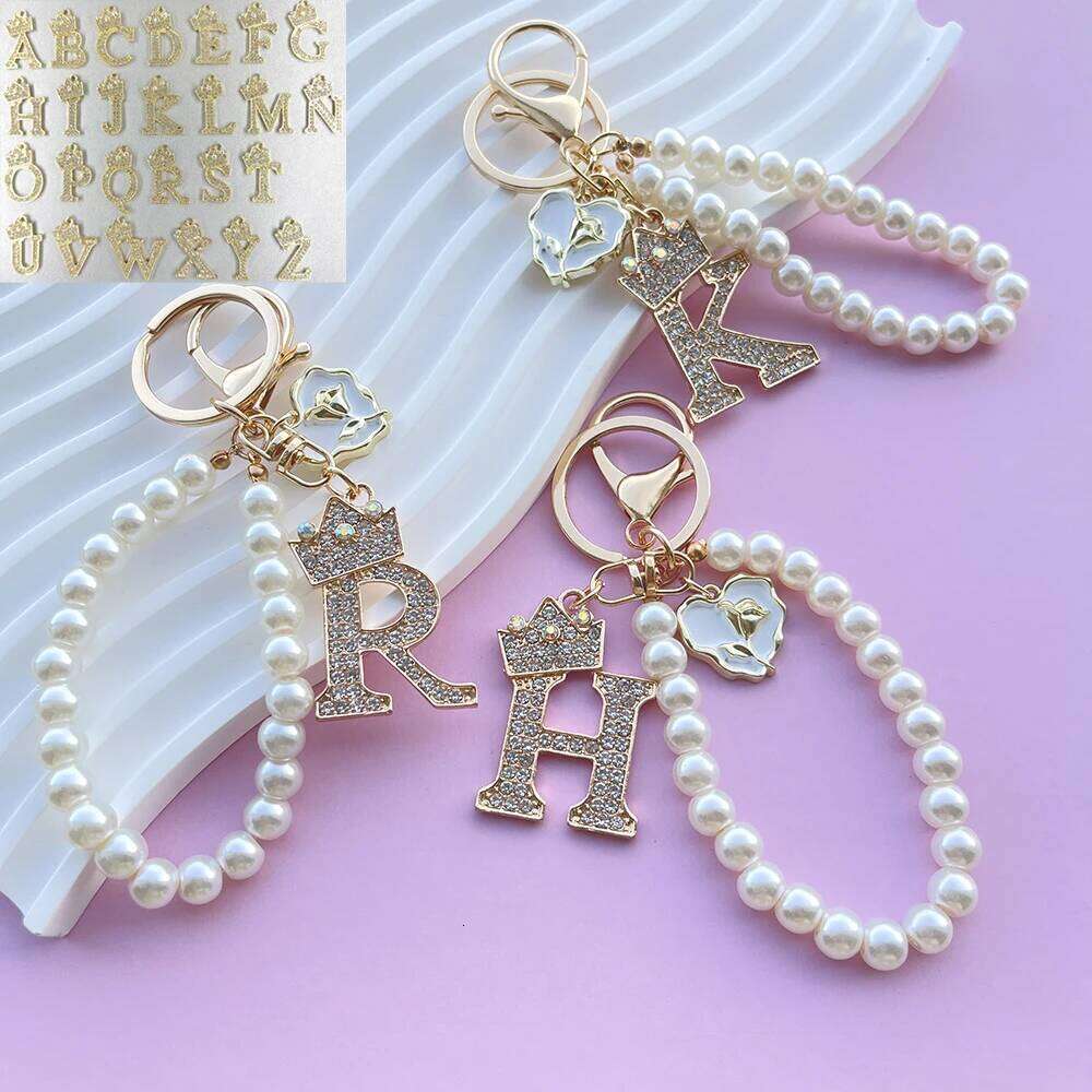 Boutique Crown A-Z 26 Initial Letters Rose Keyring Crystal Faux Pearl Resin Beaded Keychain Bag Pendant Women Girl Gifts Jewelry X251224