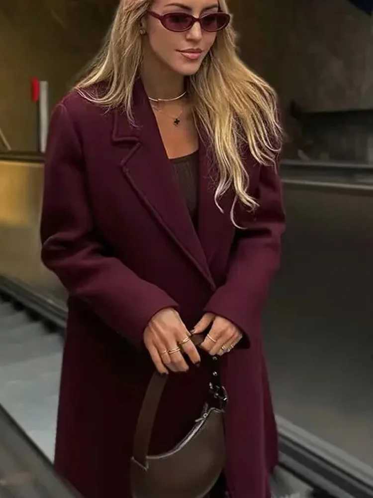 UMI MAO Women Fashion Burgundy Woolen Coat Double Breasted Long Sleeve Lapel Blends Jacket Autumn Winter High Street OuterwearT251224