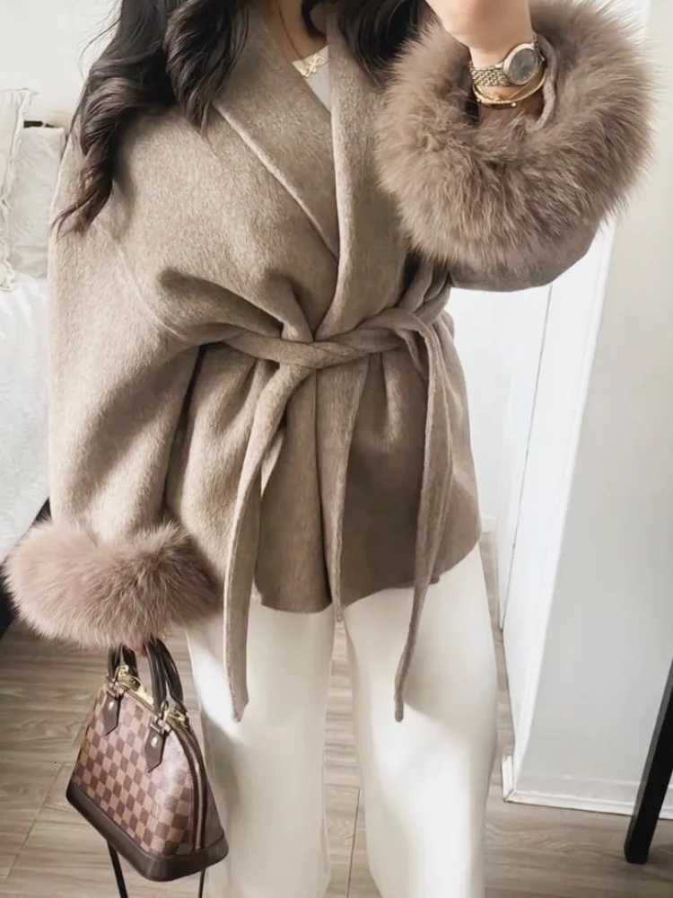 Women Grey Fur Splicing Woolen Coat Casual Belt Full Sleeve Lapel Loose Cardigan Outwear 2025 Lady Winter New Highstreet JacketT251224