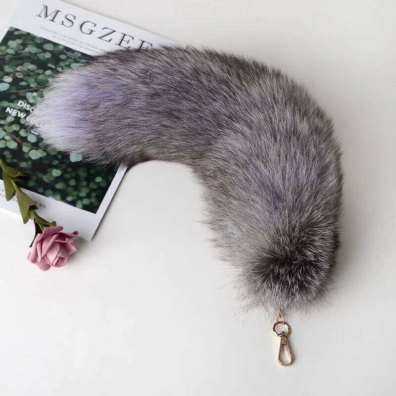 2024 New Fashion Fox Keychain Wolf Tail Fur Tassel Bag Tag Black And Brown Pom Charm Keyring Holder Strap Chain Gifts X251224