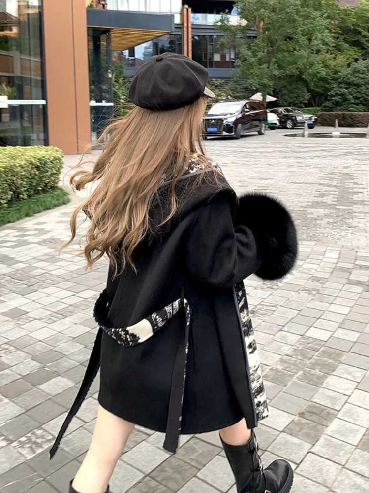 Winter Retro Floral Printed Patchwork Wool Coat Women New Fashion Korean Style Loose Hooded Woolen Jacket Party Fur Blends 2025T251224