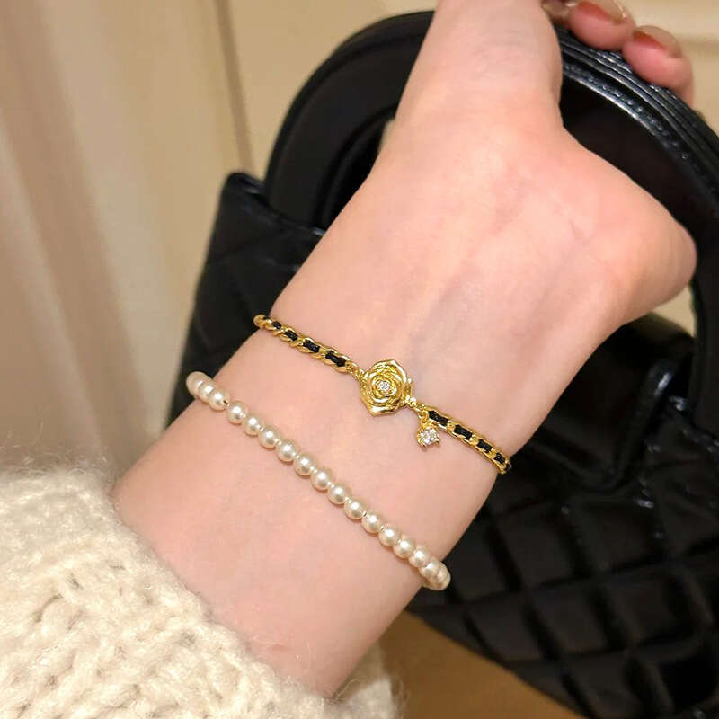 Bracelet for Women Jewelry INS Style Hot-Selling Black Gold Camellia New Arrival Niche High-End Valentine's Day Gift Accessory