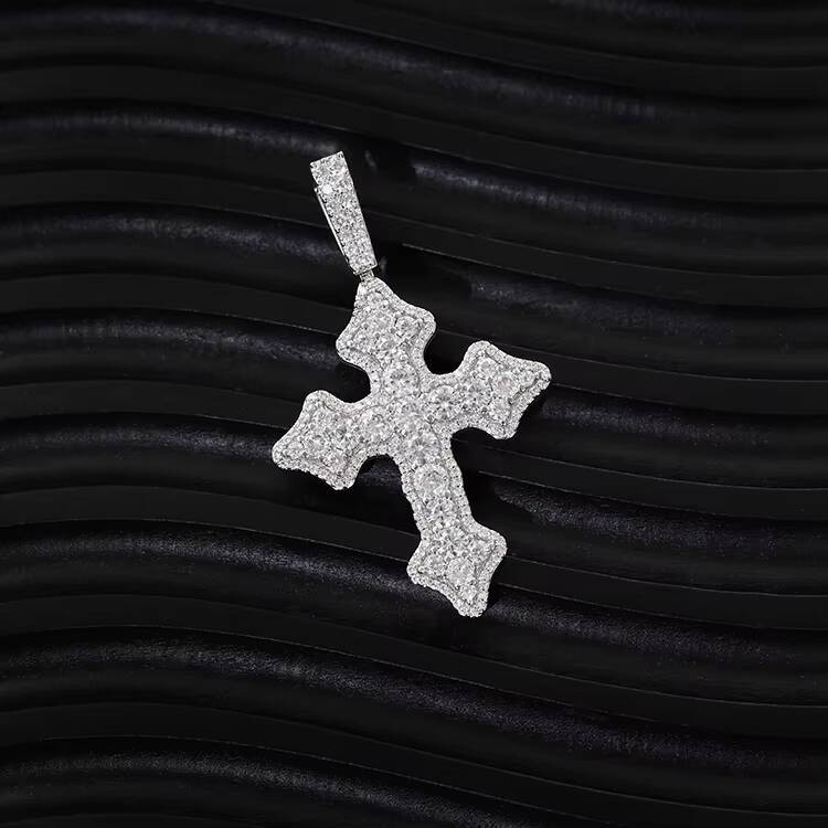 XingGuang Custom Solid Jewelry 925 Silver With VVS Moissanite Pendant Passed Diamond Test Men Necklaces Moissanite Cross Pendant