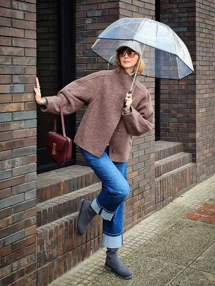 Women Elegant Stand Collar Woolen Overcoat Casual Full Sleeve Single Breasted Loose Short Coats Lady Commute Office OuterwearT251224