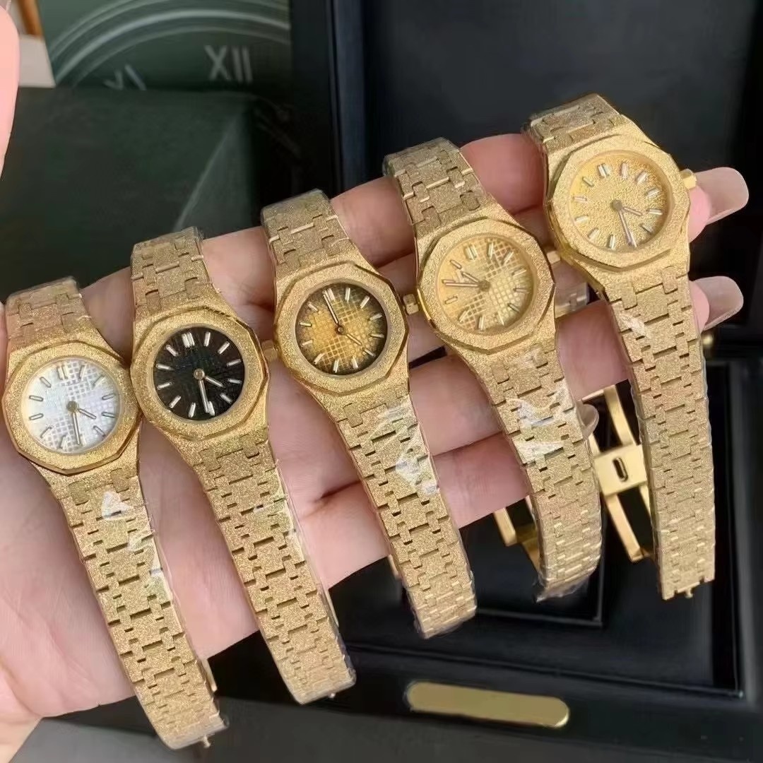 Women Watch Ladies new frosted designer quartz movement 23MM battery watch small dial fashionable classic watch gold case ladies luxury watch ladies gift