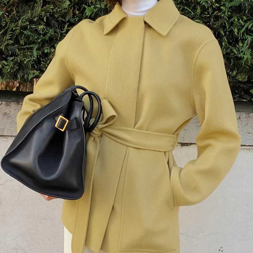 Lace Up Autumn Womens Woolen Jacket Yellow Turn Down Collar Pockets Long Sleeve Outwear For Female Elegant Sweet Ladys CoatT251224