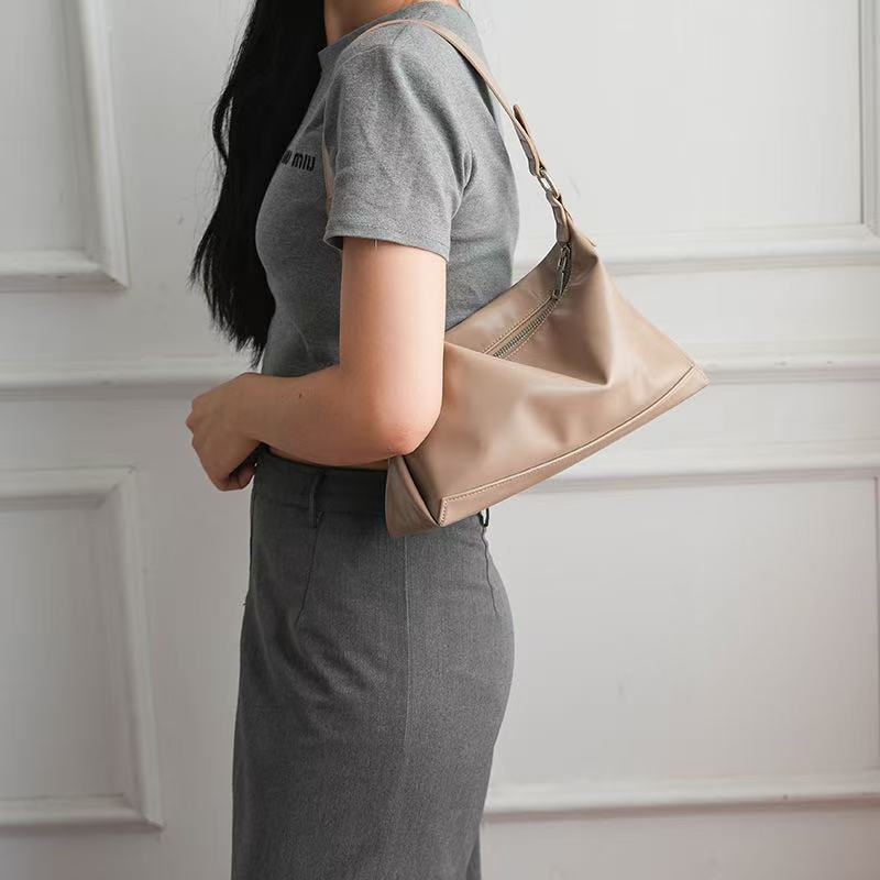 2024 Handbag Leather High-Capacity Commuting Fashionable Suede Tote Vintage Top Handle Retro Shoulder Bag