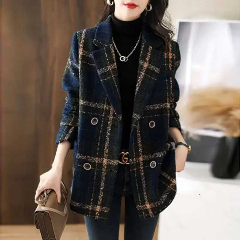 Retro Winter Coat for Women Turn-down Collar Double Breasted Fashion Jackets for Women Check Stitching Versatile Woolen CoatT251224