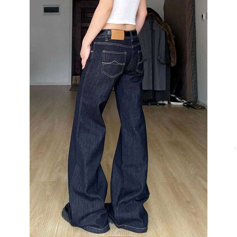Blue Jeans Women's Hip-hop Fashion Vintage Streetwear Y2K Wide Leg Straight Jean High Waist Trouser Classic Baggy Denim Pants X251224