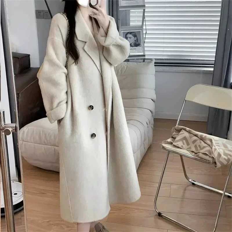 Fashion 100 Wool Coat Woolen Long Coat For Women Oversize Loose Double-Breasted Lapel Overcoat Autumn Lady High Street OuterweaT251224