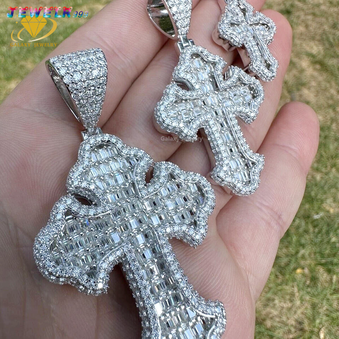 Hot Sale Fashion Woman Jewelry Custom Thorns Cross Pendant 925 Sterling Silver Baguette Moissanite Diamond Pendant for Gift