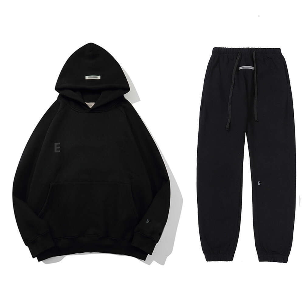 Essintals Tracksuit Set 100 Cotton High Quality Luxury Sports Clothes 2 Piece Outfits For Man And Woman Fear Of Godessentials Designer Jogger Baggy Sportswear 5F1