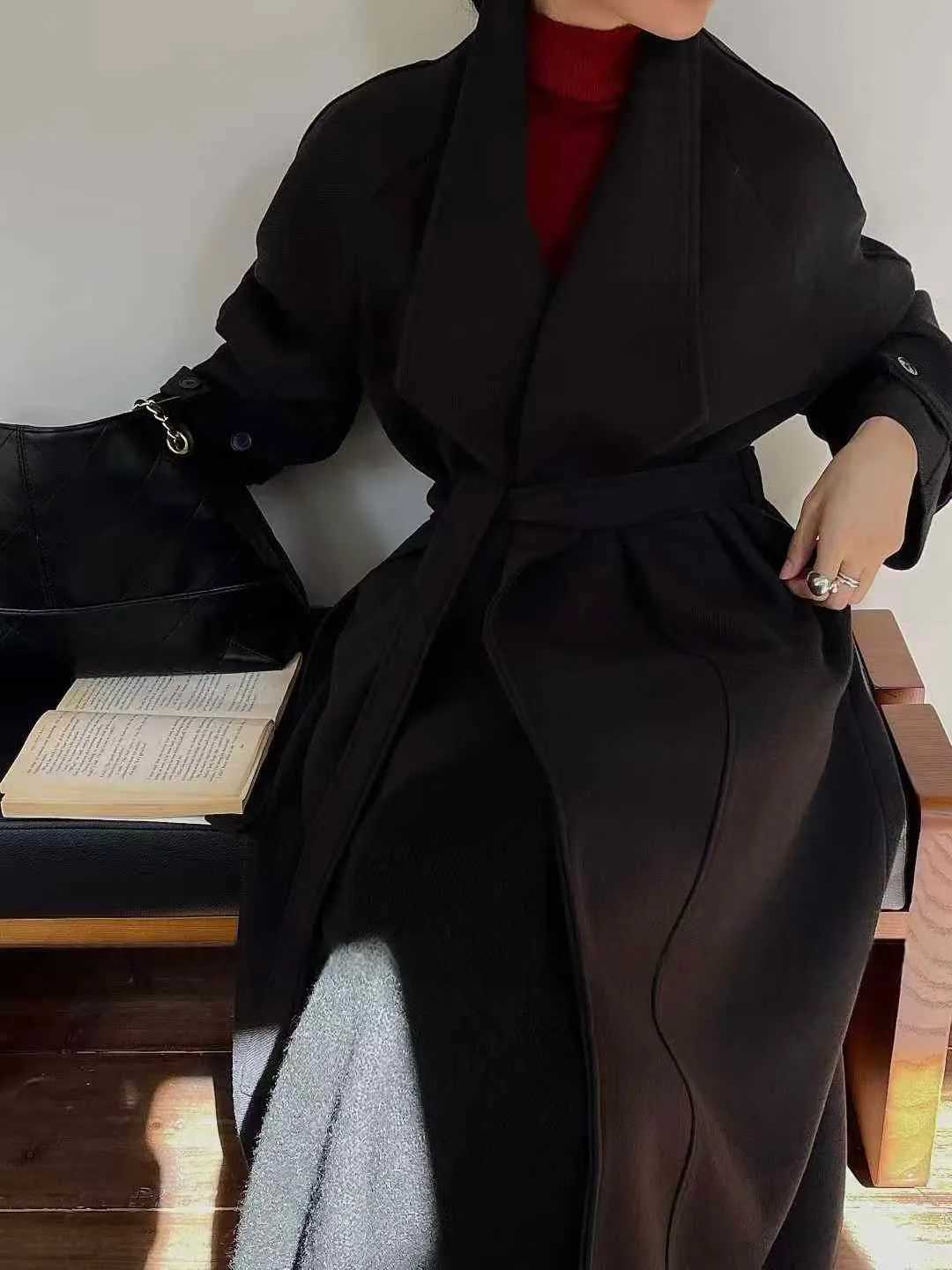 BJTZ Solid Color Big Lapel Designer Long Woolen Jacket For Woman 2025 Autumn Winter New Trend Belted Tie-waist Wool CoatT251224