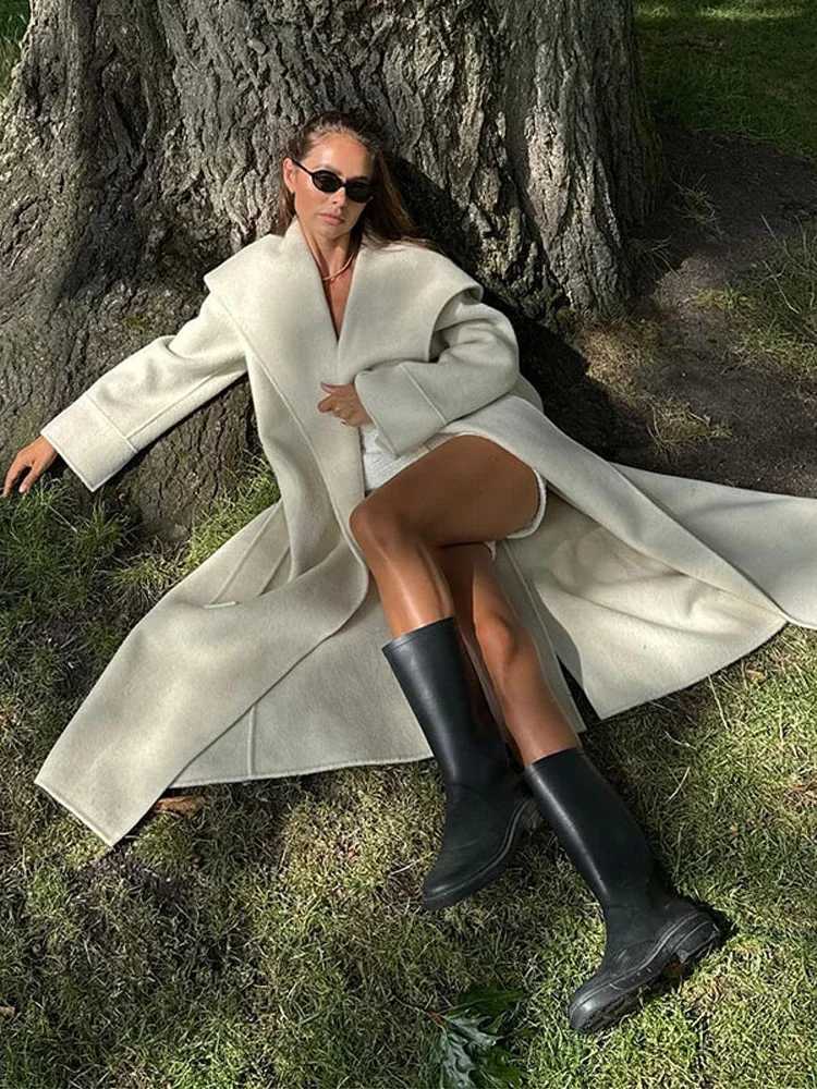 Solid Large Lapel Belted Long Woolen Women Coat Elegant Full Sleeve Lace Up Overcoat 2025 Autumn Winter Wrap Style OuterwearT251224
