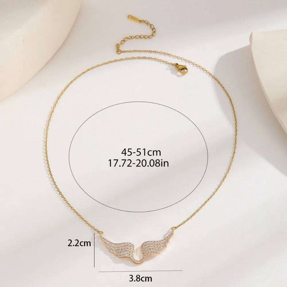 Exquisite Luxury Shining Brightly Full of Zircon Gold Color Angel Wings Necklace for Women Fashion Designer Jewelry Accessories 25H1224