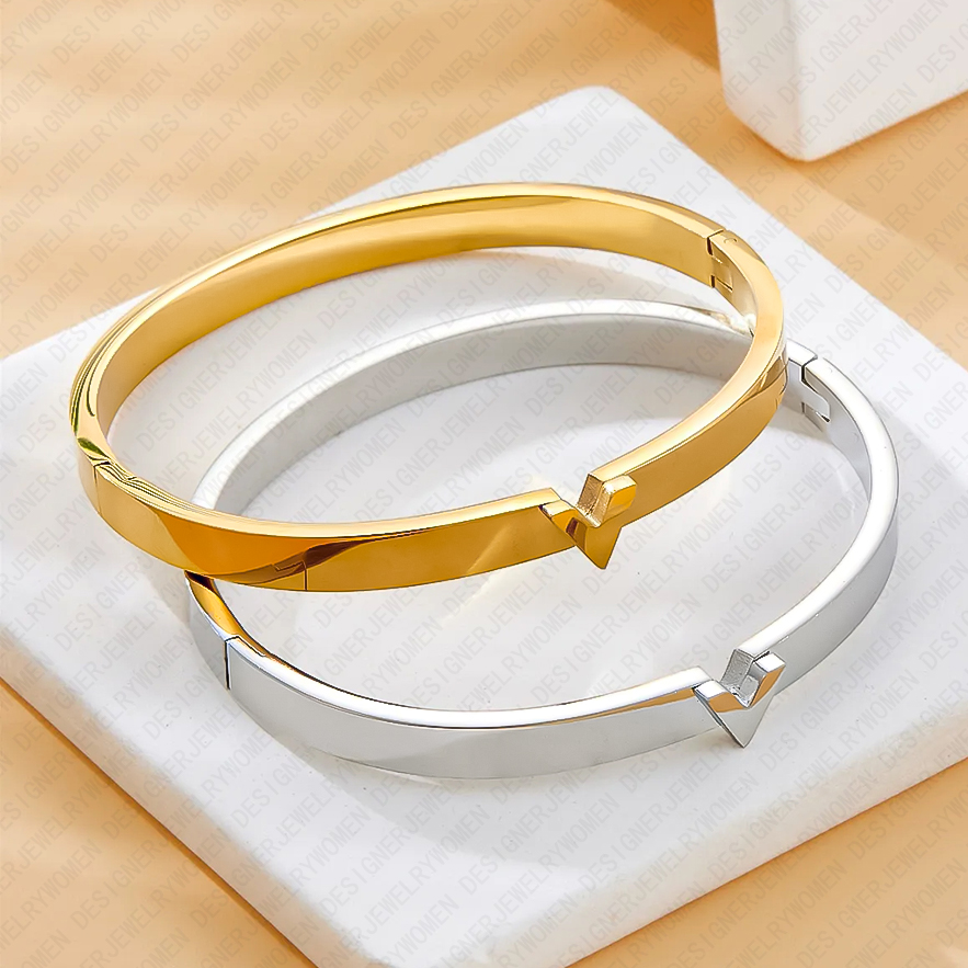 Designer Bracelet for Women V Shape Bangle Clasp Bangles Luxury Jewlery Designer for Women Fashion Elegant Timeless Gift