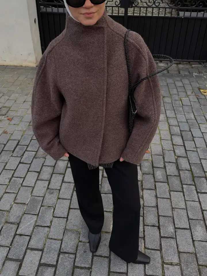 Women Elegant Stand Collar Woolen Overcoat Casual Full Sleeve Single Breasted Loose Short Coats Lady Commute Office OuterwearT251224