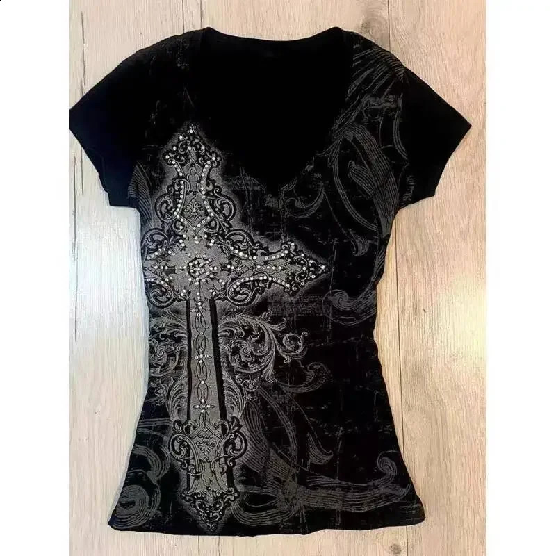 Vintage Clothes Women Print Sexy Punk Streetwear Slim Femme Tees Shirt Gothic Casual Grunge T Shirts 2000s Emo Y2k Crop Top 251223