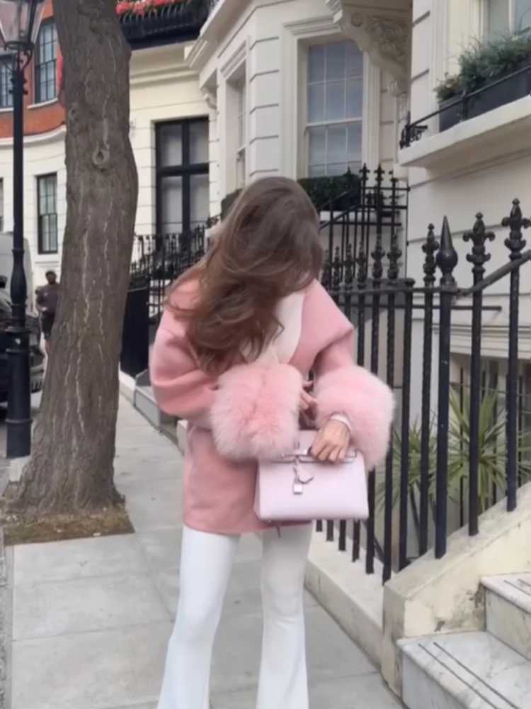 Women Faux Fur Patchwork Woolen Coat Fashion V-neck Long Sleeve With Belt Loose Jacket NEW Autumn Winter Daily Commuter OutwearT251224