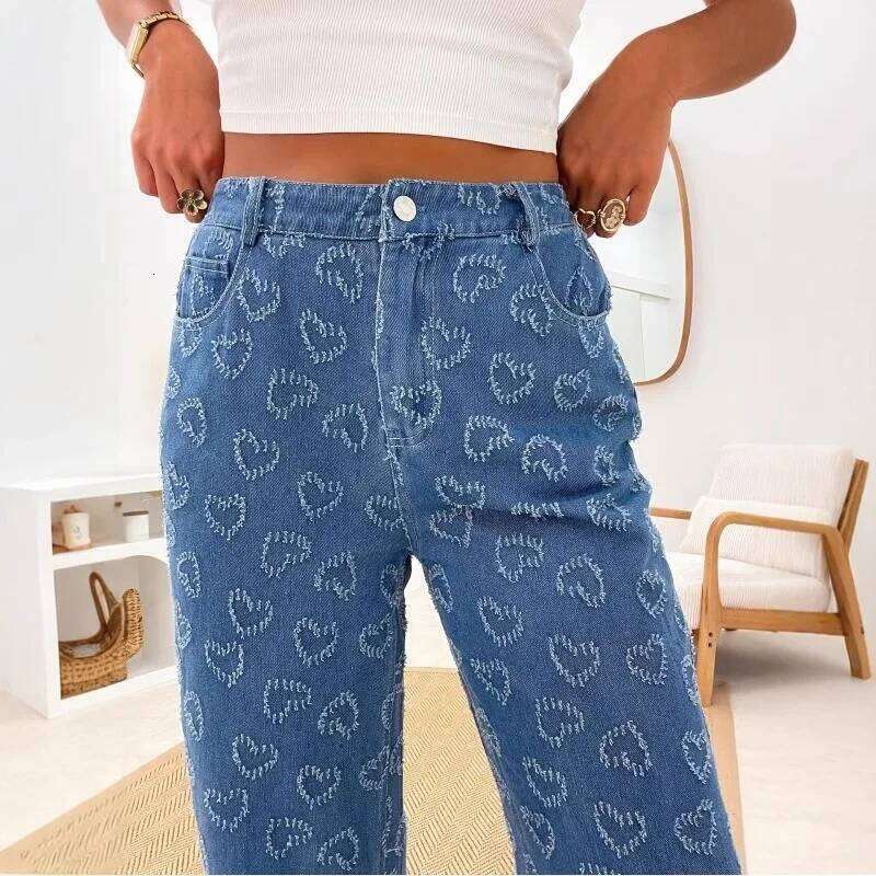 2025 Women Jeans Straight Pants Streetwear High Waist Heart Hook Flower Button Pockets Washed Distressed Vintage Trousers Denims X251224