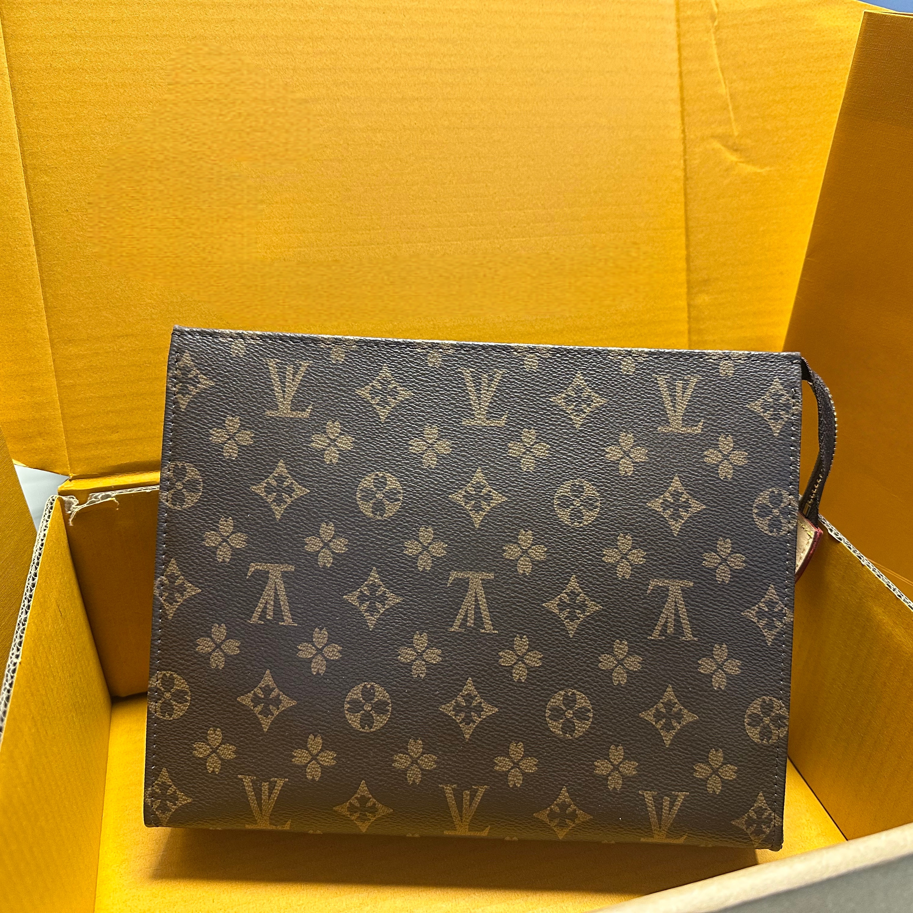 Womens Hag / old flower / rectangular handbag women travel makeup bag new designer high quality men wash bag cosmetic bags with dust bag