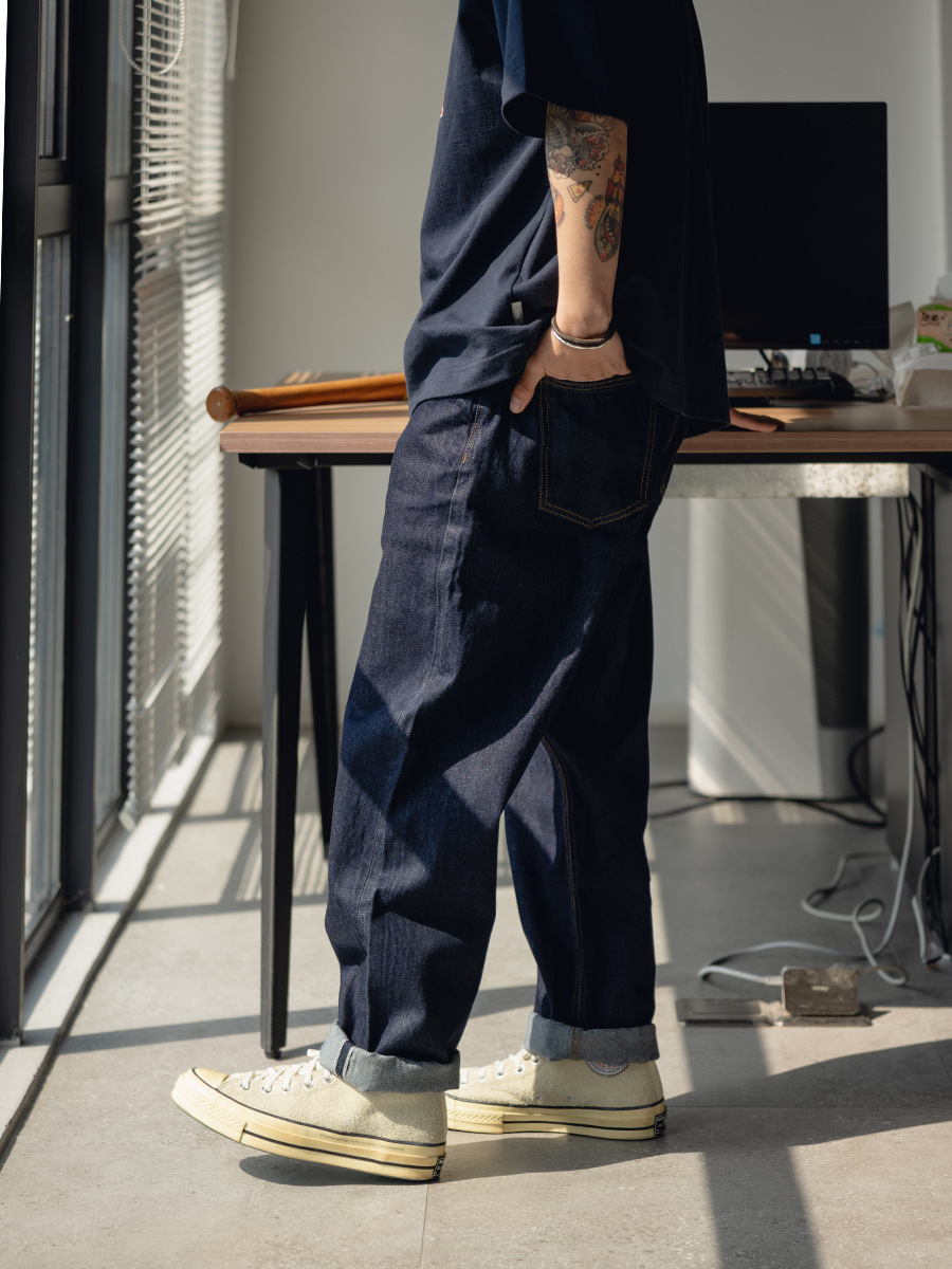 Japanese-style workwear 14OZ unbleached denim wide-leg loose-fitting men's jeans with deep hems Z251104