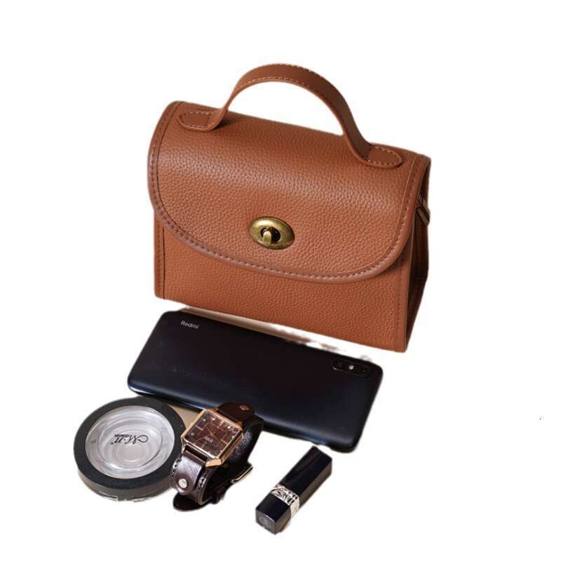 Luxury Bag Totes Hobo Bag New Genuine Leather Single Shoulder Women S Cowhide Envelope Versatile Fashion Crossbody Niche Casual Handbag