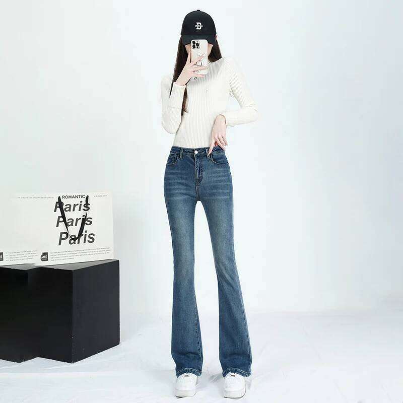 Winter Female Thin Snow Warm Plush Jeans Lady Chic Fleece Flared Pants Girls Korean High Waist Straight Leg Denim Trousers X251224