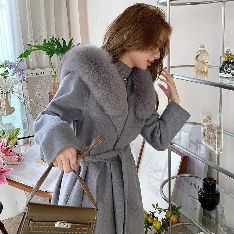 Overcoat 2025 New Fashion Womens Woolen Coat Winter Temperament Large Fur Collar Solid Color Womens Woolen Coat H87T251224