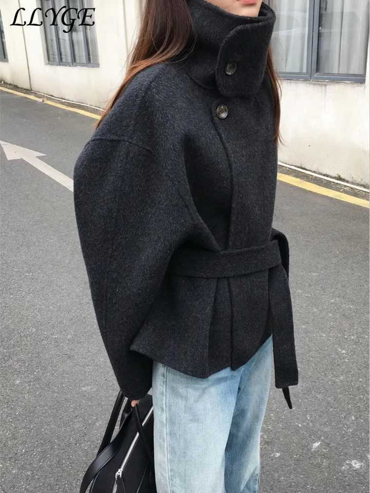 Street Womens Belt Stand Collar Woolen Coats Chic Single Breasted Full Sleeve Jacket 2025 Autumn Winter Lady Commute OutwearT251224