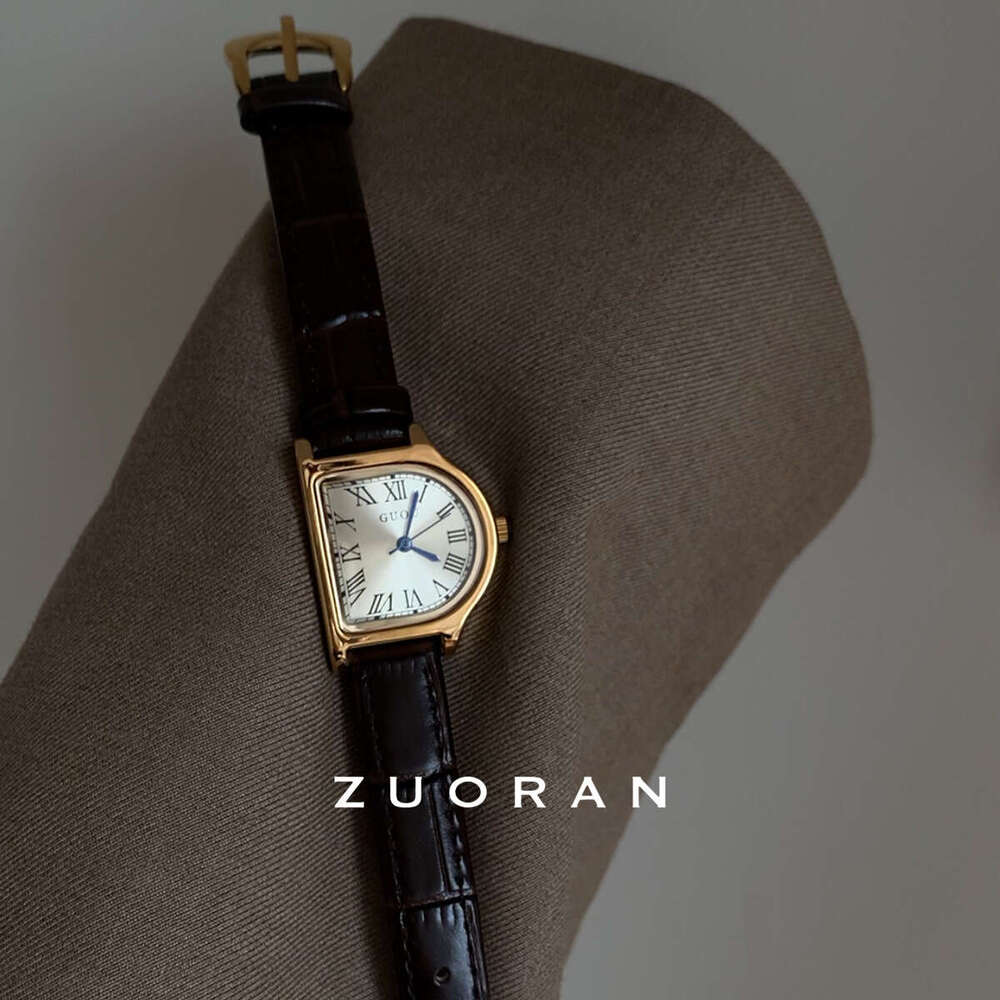 Personality Design D-shaped Simple Fashion Commuting Exquisite Women's Design Quartz Watch