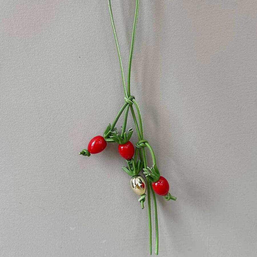 Tomato Leather Charm Purple Flower Keychain Pendant Decoration High Luxury Girl Gift Bag Accessories X251224