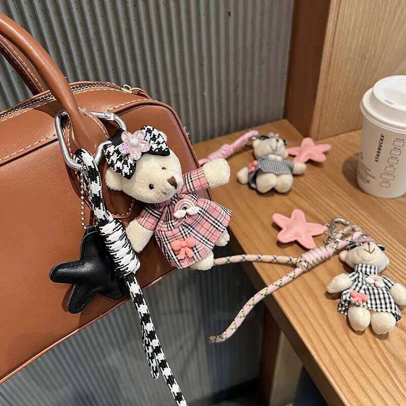 Fashion Little Bear Key Chain five-pointed star braided rope Pendant girl Backpack decoration X251224