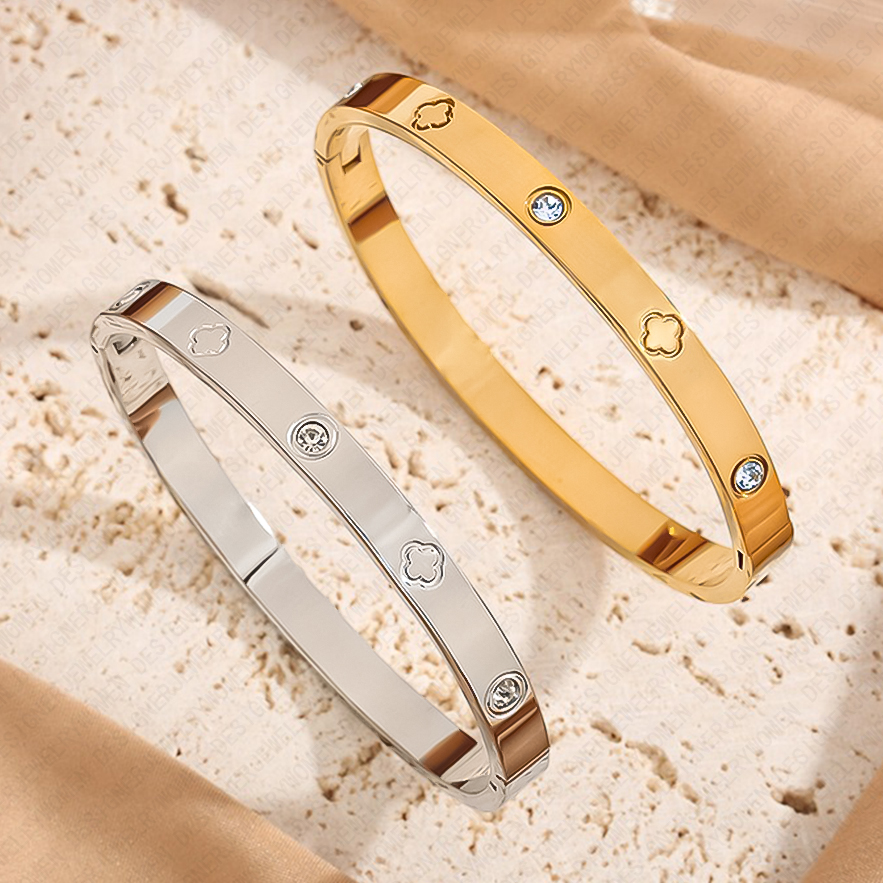 Designer Bracelet for Women Diamond Bangle 18K Gold Plated Bangles Luxury Jewlery Designer for Women Sparkling Elegant Gift Premium