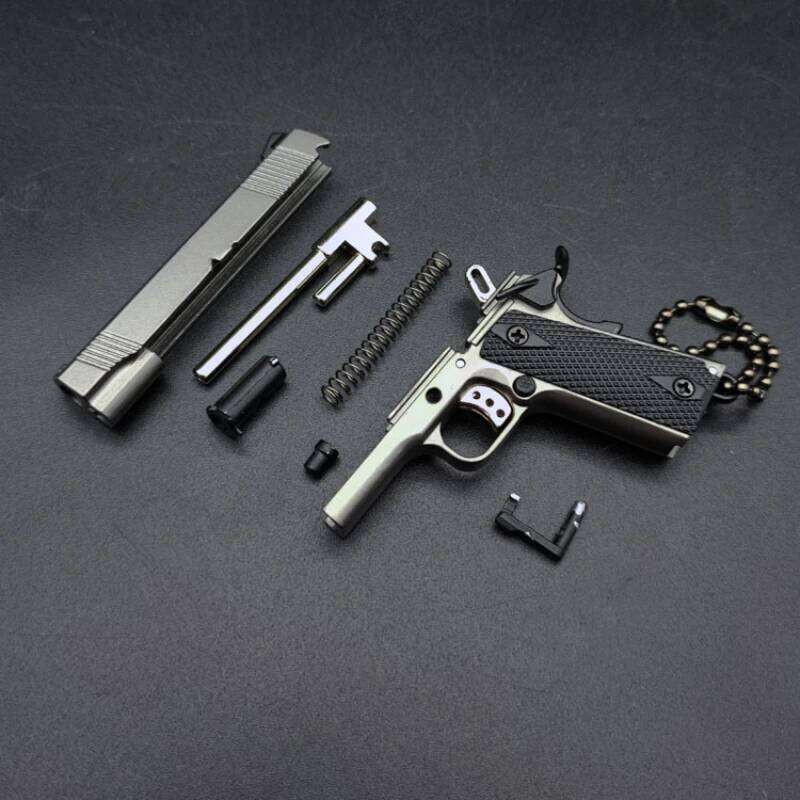 Upgraded 1:3 Metal Gun Model Keychain Mini 1911 Design Military Weapon Pendant Collectible for Accessories X251224