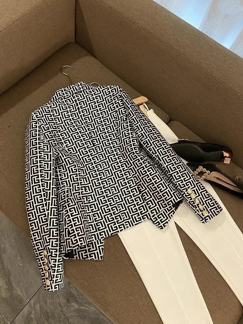 Women's Blouses France Fashion Double Breasted Pink Geometric Jacquard Slim Suit Jacket Vintage Aesthetic Office Lady Formal Coats