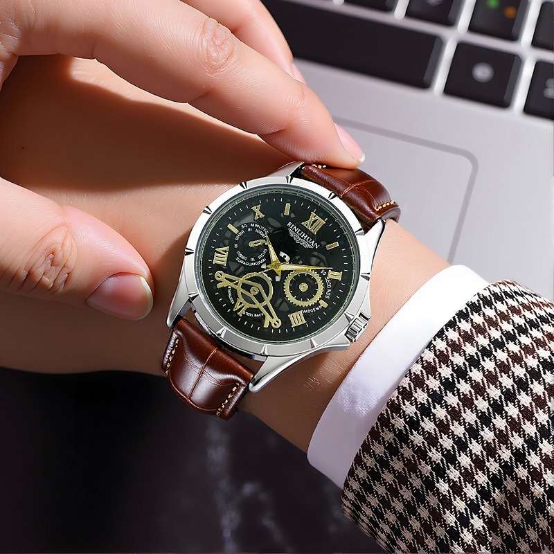 Business elite sports watch, new men's casual watch, easily suitable for both the workplace and everyday life.