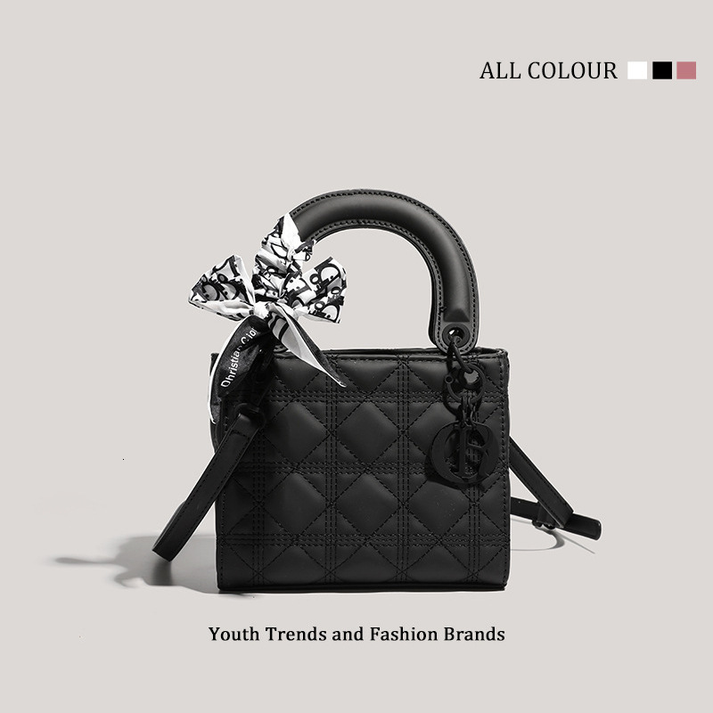 Frosted Embroidery Thread Princess Diana Bag 2025 New Versatile Handbag Single Shoulder Crossbody Bag For Women Commuting Frosted Texture