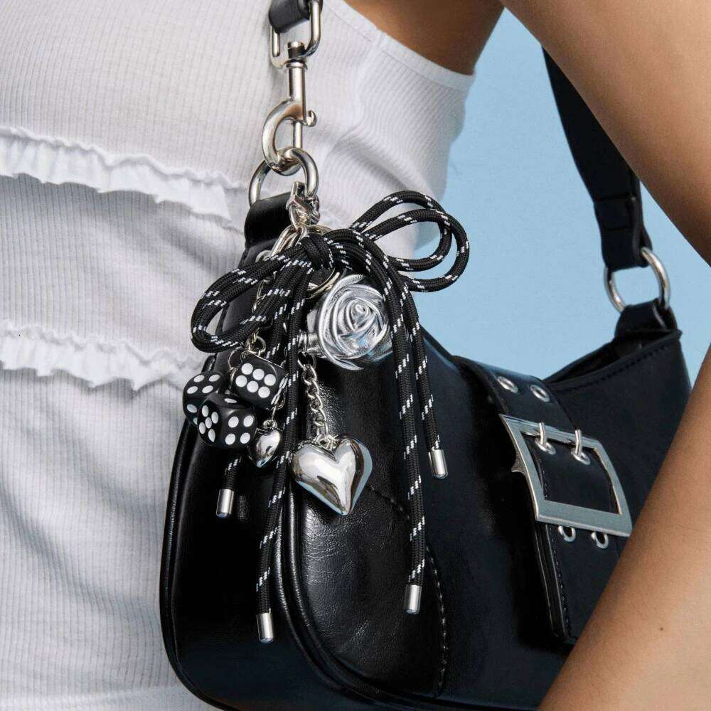 Fashionable trendy keychains DIY bags and pendants can be freely matched with brooch accessories Copper plated 18K X251224