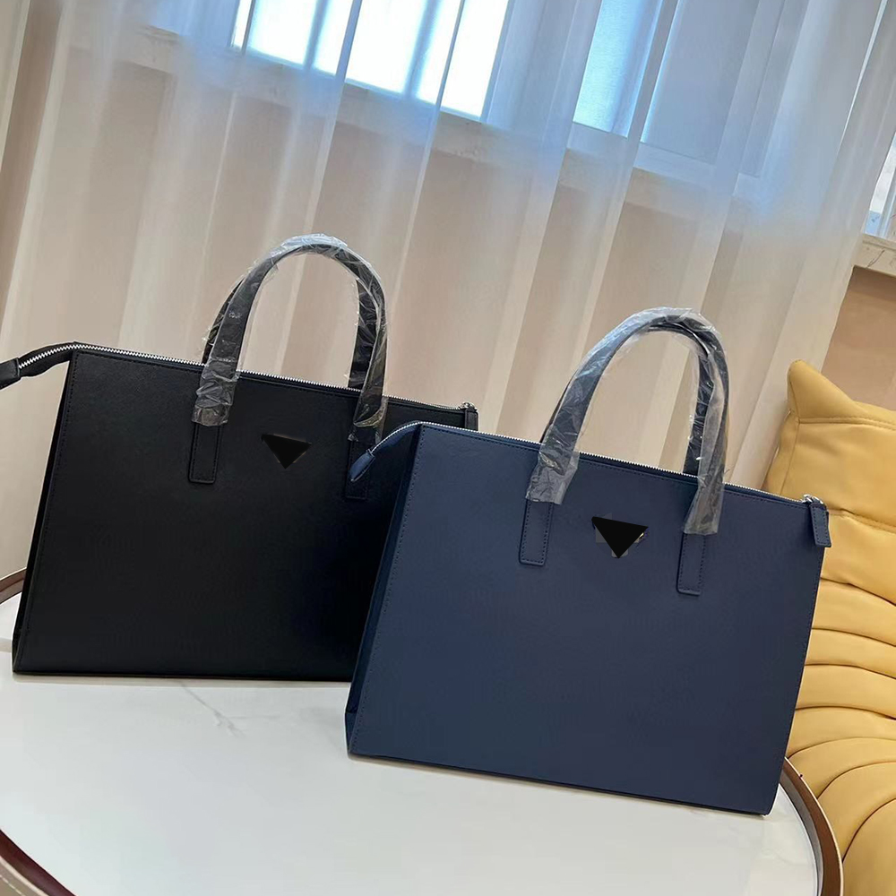 Briefcase mens Designer messenger laptop business office bags pure leather black crossstripe crossbody traveling shoulder bag