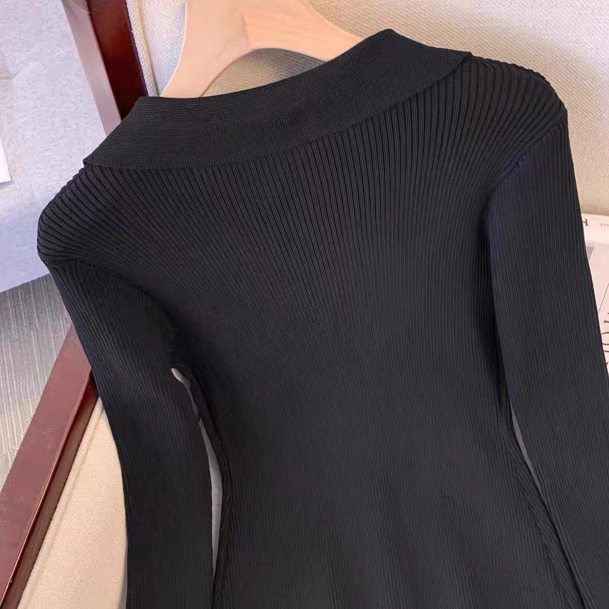 Casual Dresses luxury 2026 Spring Pink French style Old-fashioned clothing Long-sleeved knitted dress Women's V-neck Dress Short one-piece outfit