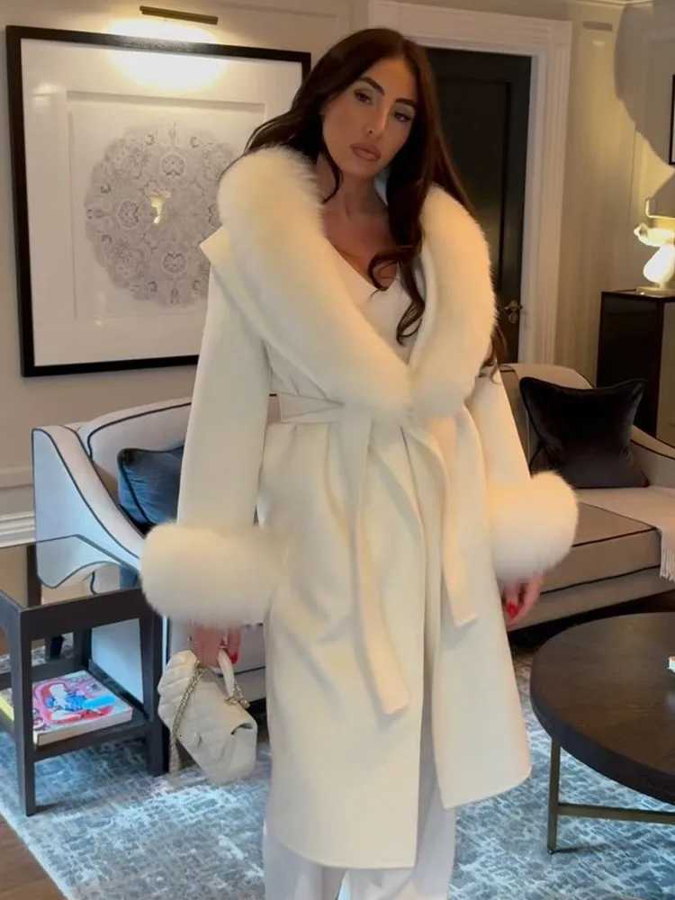 Women Solid Faux Fur Woolen Long Overcoat Patchwork V-neck Full Sleeve Lace Up Loose Coat 2025 Autumn New Lady Commute OutwearT251224